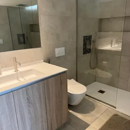 아파트 Luxurious In Puerto Banus