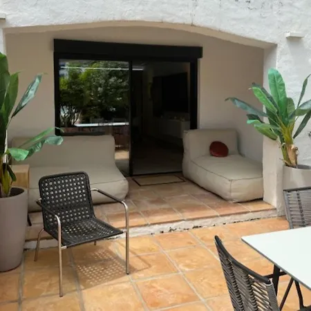 Luxurious In Puerto Banus Apartment