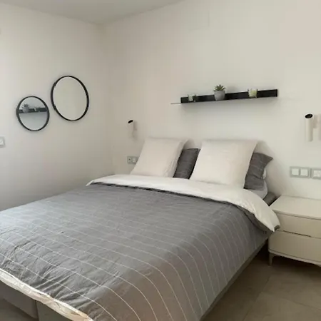 Luxurious In Puerto Banus 公寓 马尔韦利亚