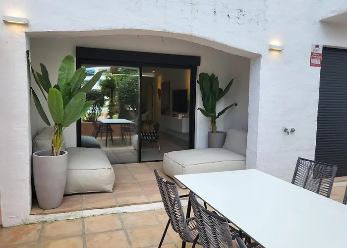 Apartment Luxurious In Puerto Banus